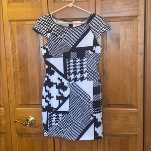 Romeo and Juliet dress size small